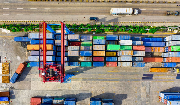 (張志杰律師曾承辦案件)雄檢偵辦高雄海關與標檢局涉貪案 再起訴12名官商